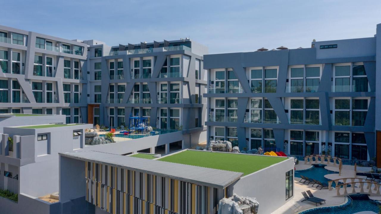 Utopia Loft Hotel